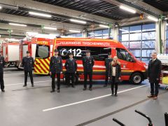 Übergabe MTW &amp; Hygienewagen